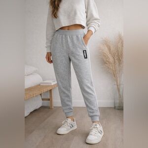 adidas Gray Fleece Joggers Sweatpants XS Y2K Athleisure Minimalist Clean Girl
